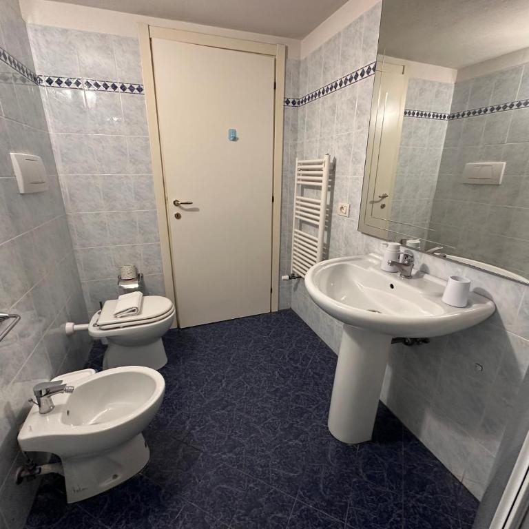 A Due Passi Dall'Accademia - Appartamento con 3 Camere da Letto - 76