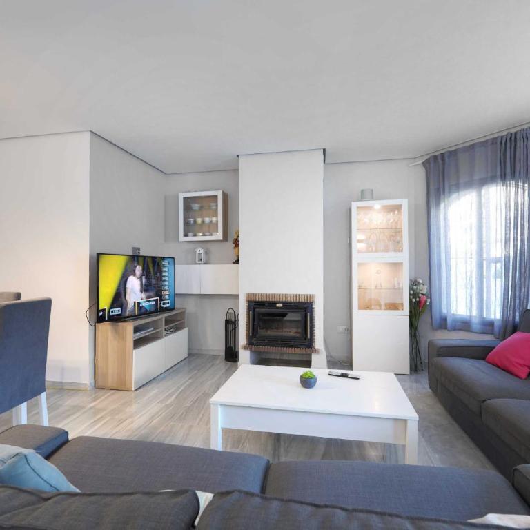 2033 modern 3 Bed large Terrace with sun loungers - Apartment with Terrace - 22