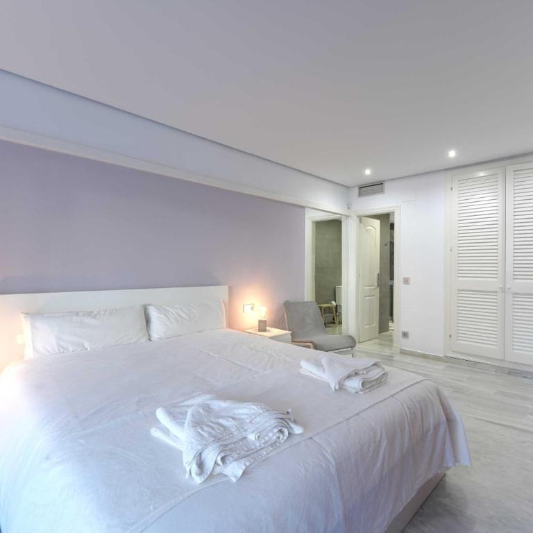 2033 modern 3 Bed large Terrace with sun loungers - Apartment with Terrace - 7
