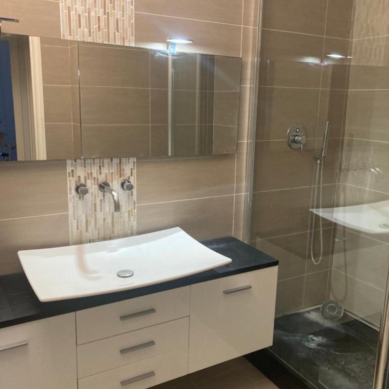 Appartement hyper centre avec garage - Apartamento de 2 dormitorios - 14