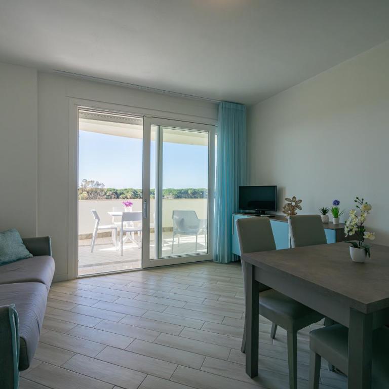 Milena Suite Apartments - Two-Bedroom Apartment with Sea View - 2