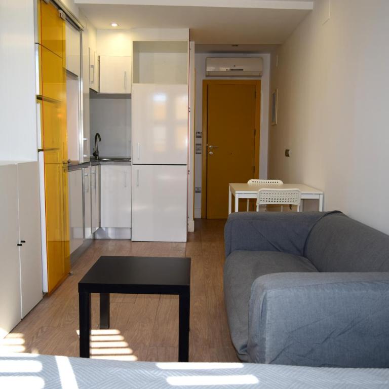 Hotel Mirablau - Estudio - 9