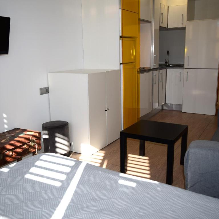 Hotel Mirablau - Estudio - 3