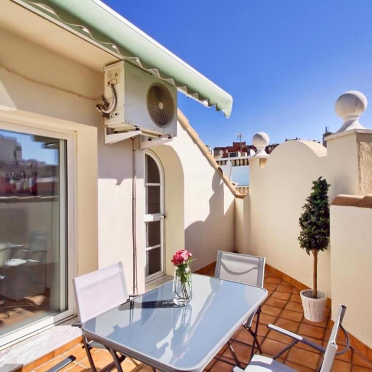 ÁTICO CON TERRAZA PRIVADA EN MÁLAGA CENTRO - Two-Bedroom Apartment - 6