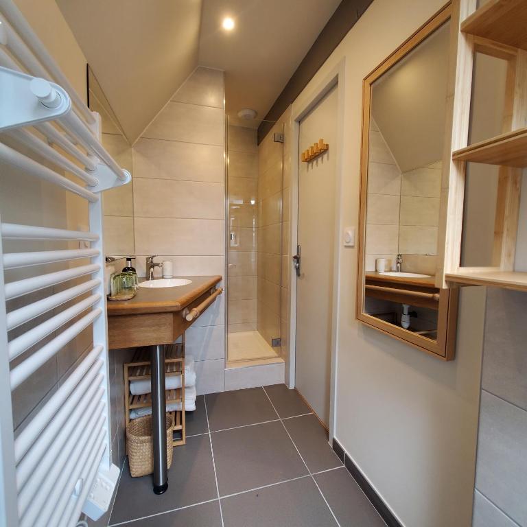 Logis Les 7 Frères - Suite Familiale - 8