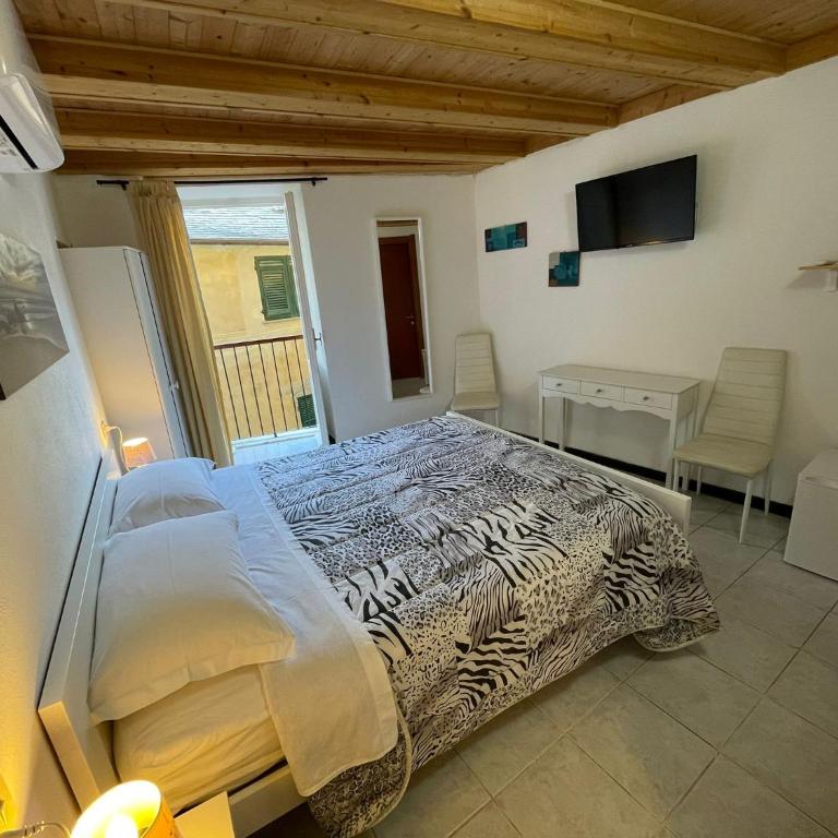 Chiara rooms - Habitación Doble con baño privado - 11