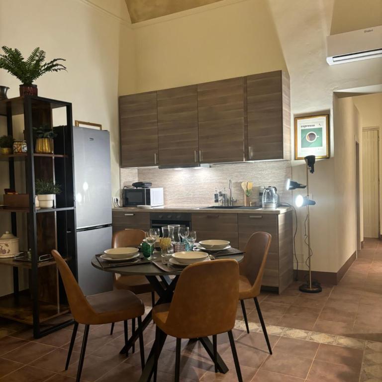 Appartamento L'antica colonna, in centro storico - Appartamento con 1 Camera da Letto - 25