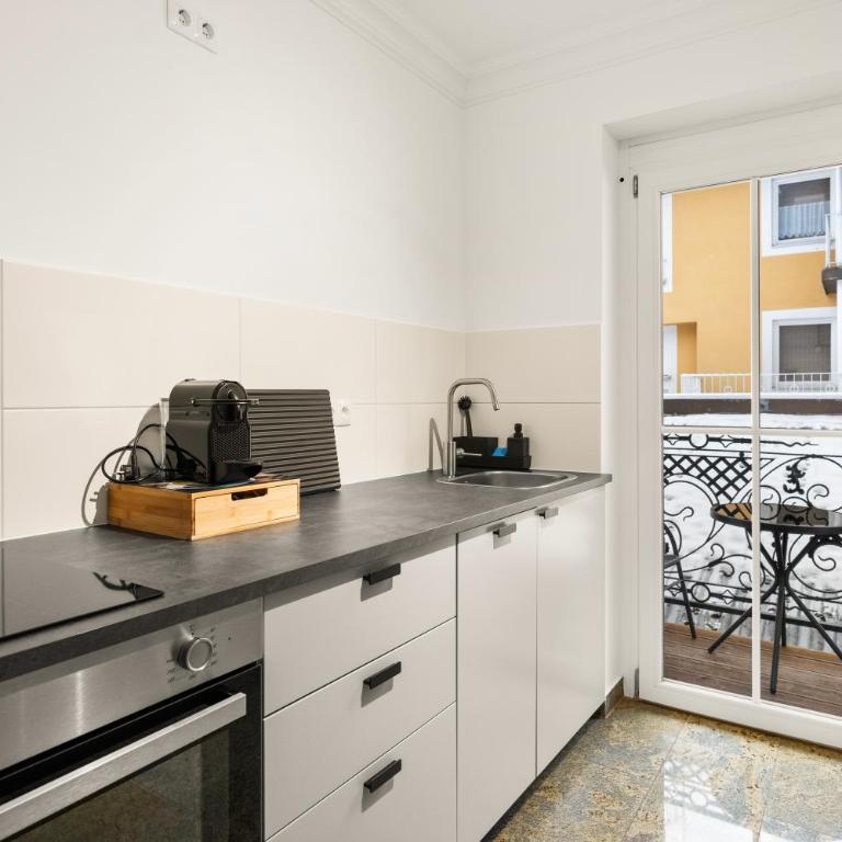 YUVA HOMES am Kurpark - BRIGHT Collection - Apartment mit Gartenblick - 16