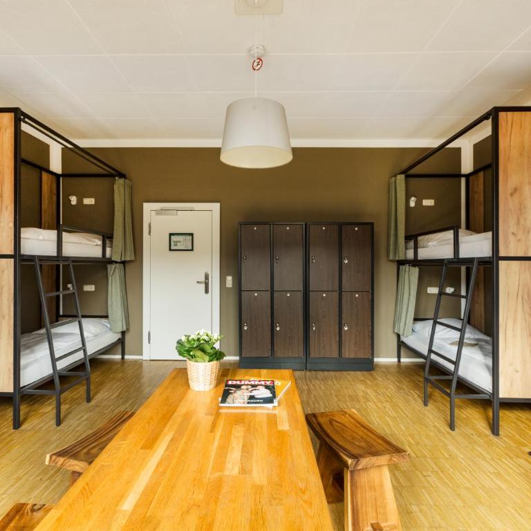 Five Reasons Hostel & Hotel - Einzelbett in einem Schlafsaal mit 8 Betten - Frauen - 1