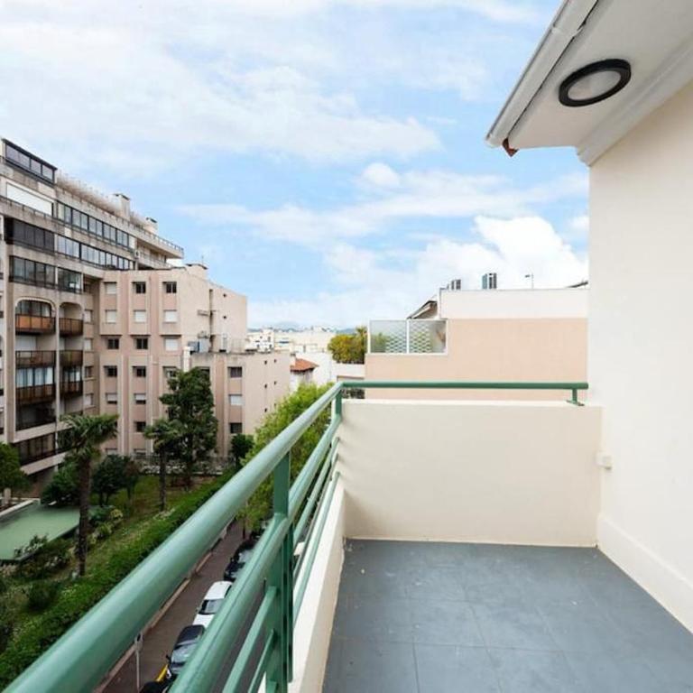 LOUIS GALLET Centre JUAN LES PINS 50m des plages - One-Bedroom Apartment - 4