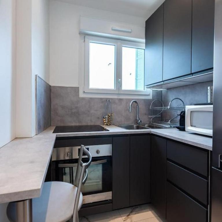 LOUIS GALLET Centre JUAN LES PINS 50m des plages - One-Bedroom Apartment - 10