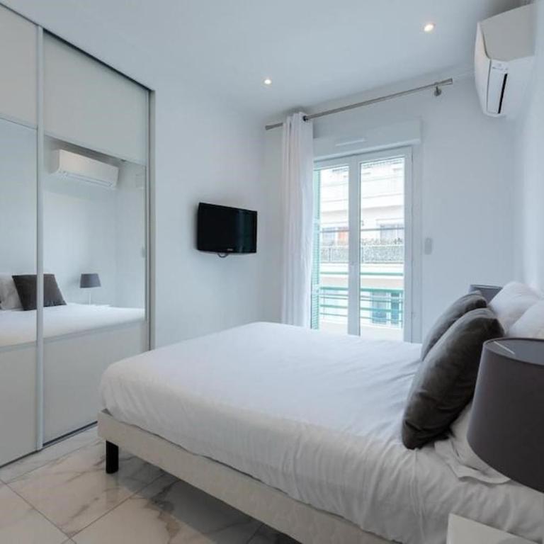 LOUIS GALLET Centre JUAN LES PINS 50m des plages - One-Bedroom Apartment - 14
