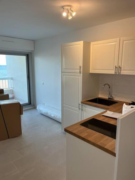 Sur la plage avec vue plongeante sur la mer - Appartement 1 Chambre - 10