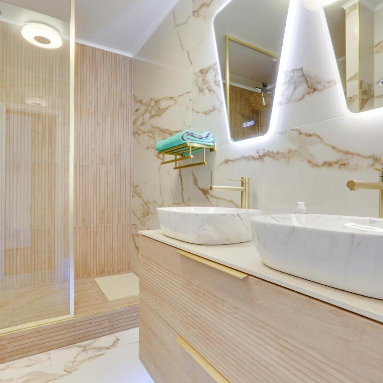 Paris luxury Apartment 75m2 with Eiffel Tower View, metro 1 min, parking - Appartement 2 Chambres - 7