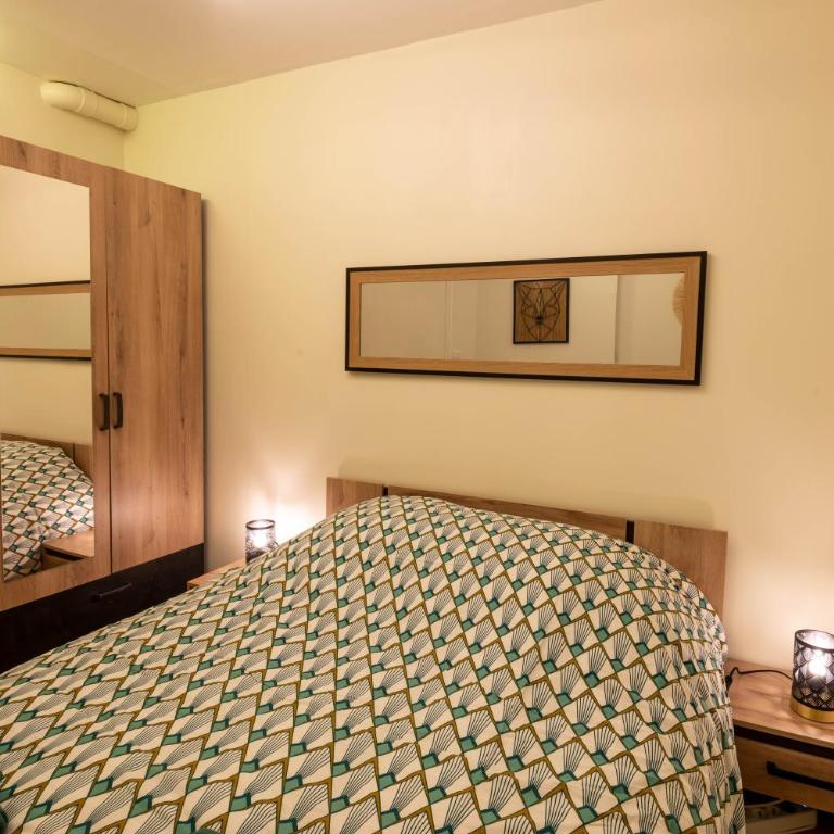 Balnéo & Sauna, séjour détente aux Teinturiers - Métro Charpennes - Garage - Apartment mit 2 Schlafzimmern - 18