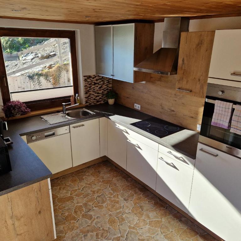 Appartement Sarah - Two-Bedroom Apartment - 4