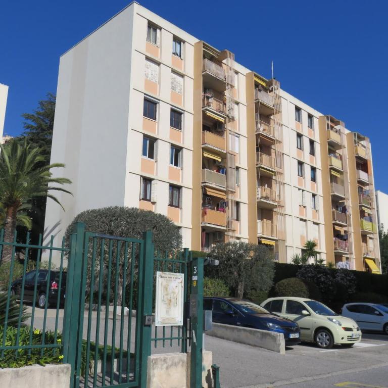 NICE NORD 2 PIECES CALMES,WIFI,CLIM,BALCON,PARKING - Apartment mit 1 Schlafzimmer - 42