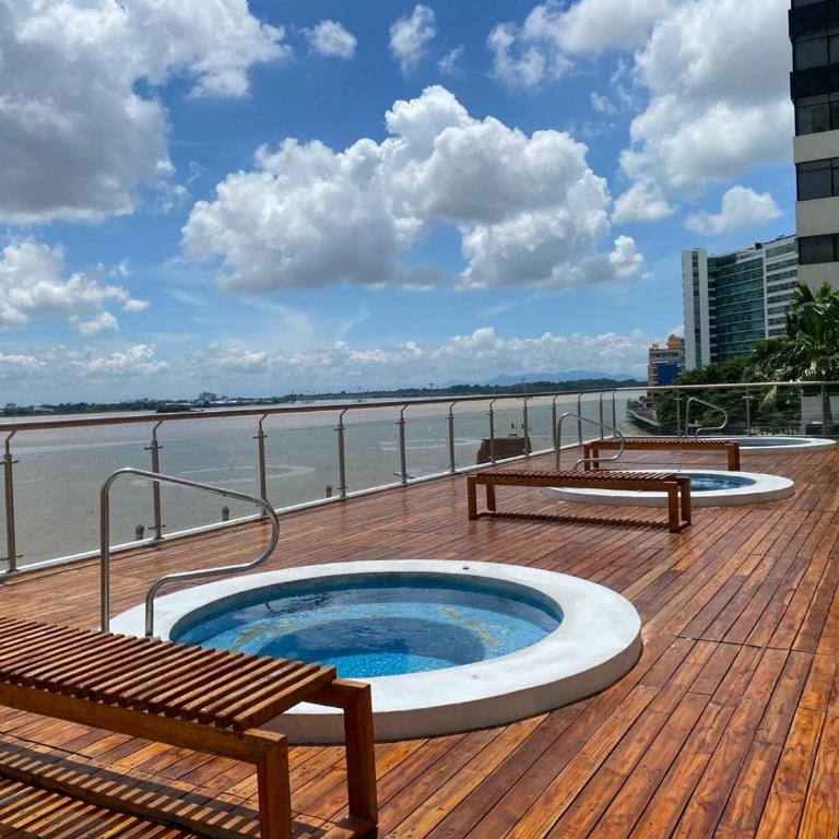 Puerto Santa Ana, Torres Bellini, 2 dormitorios, Parqueo - Apartamento de 2 dormitorios - 12