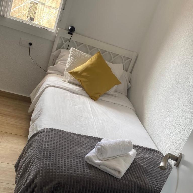 PLAZA ANDALUCIA APARTMENT -A 10min caminando del Puente Romano - Apartment mit 3 Schlafzimmern - 6