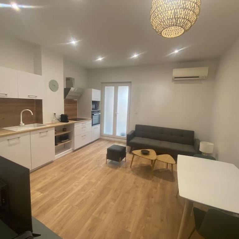 Le Paisiblement Vôtre 3 Ch, Terrasse, Clim, Park - Appartement 1 Chambre - 14