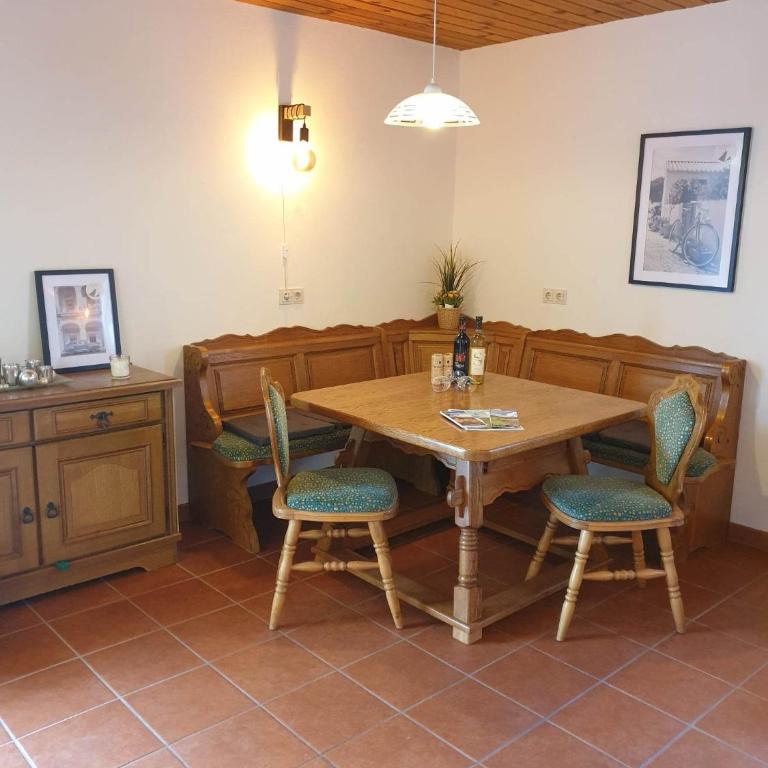 Ferienhaus Schäfer - Apartments - Wintersports - Family holiday - Holiday with your dog - Rural & Scenic - Apartment mit 1 Schlafzimmer und Garten - 7