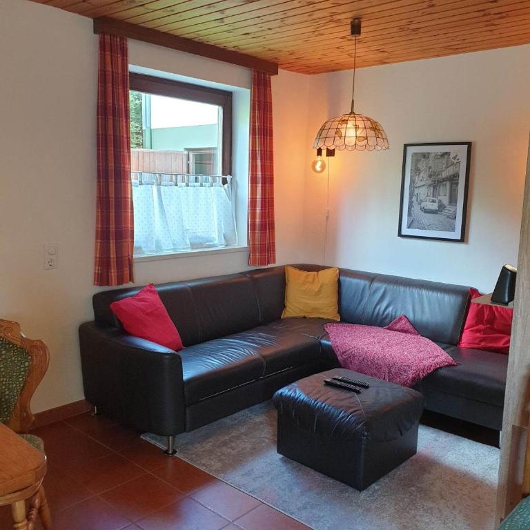 Ferienhaus Schäfer - Apartments - Wintersports - Family holiday - Holiday with your dog - Rural & Scenic - Apartment mit 1 Schlafzimmer und Garten - 9