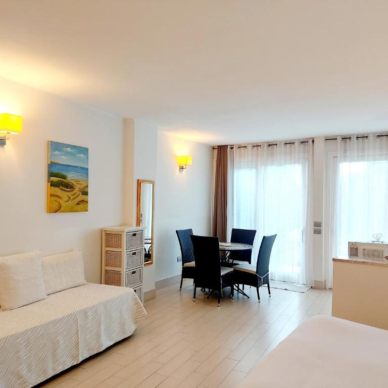Hotel La Villa Del Mare - Appartamento con 1 Camera da Letto e Patio - 8