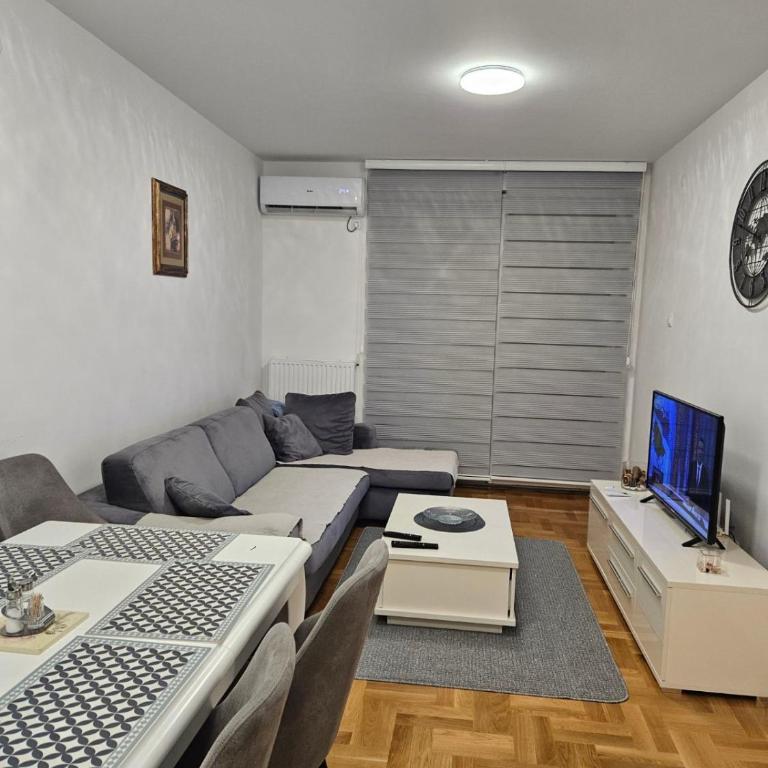 Apartment Zidart Banja Luka free garage - Apartman sa 2 Spavaće Sobe - 1