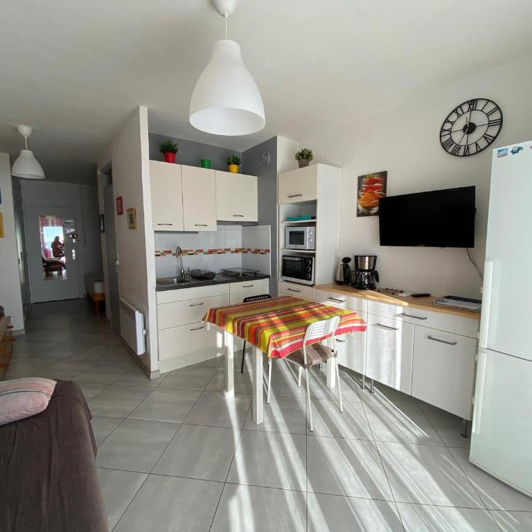 Appartement lumineux 26m², climatisé, proche des Thermes - FR-1-503-93 - Studio - 8