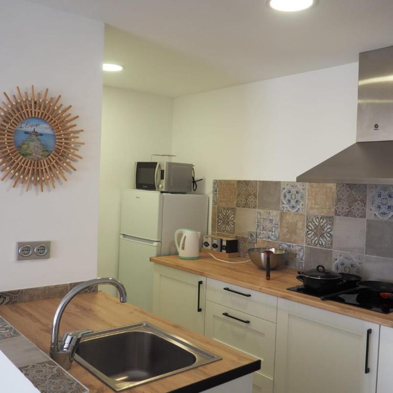 Apartamento L´espigo de Saoret primera linea playa Centro soleado y recien renovado - Two-Bedroom Apartment - 54