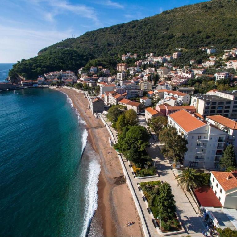 Apartments Djuro - Standard One Bedroom Apartment with Balcony - 5