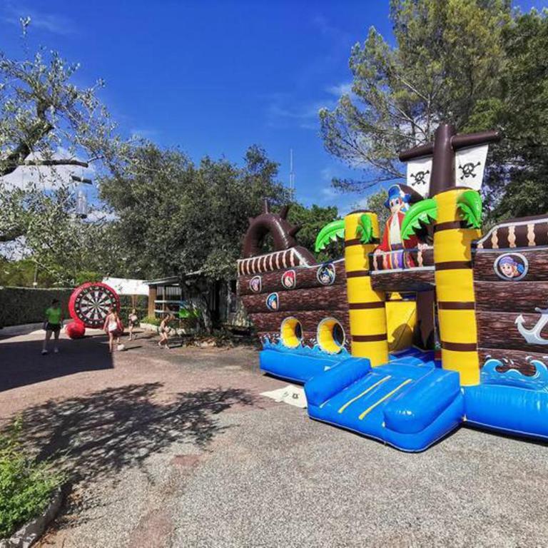 Campsitechalet France at Cotes d'Azur nearby sea - Chalet Supérieur - 3