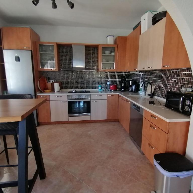 Spanish Villa with private pool - Three-Bedroom Villa - 10