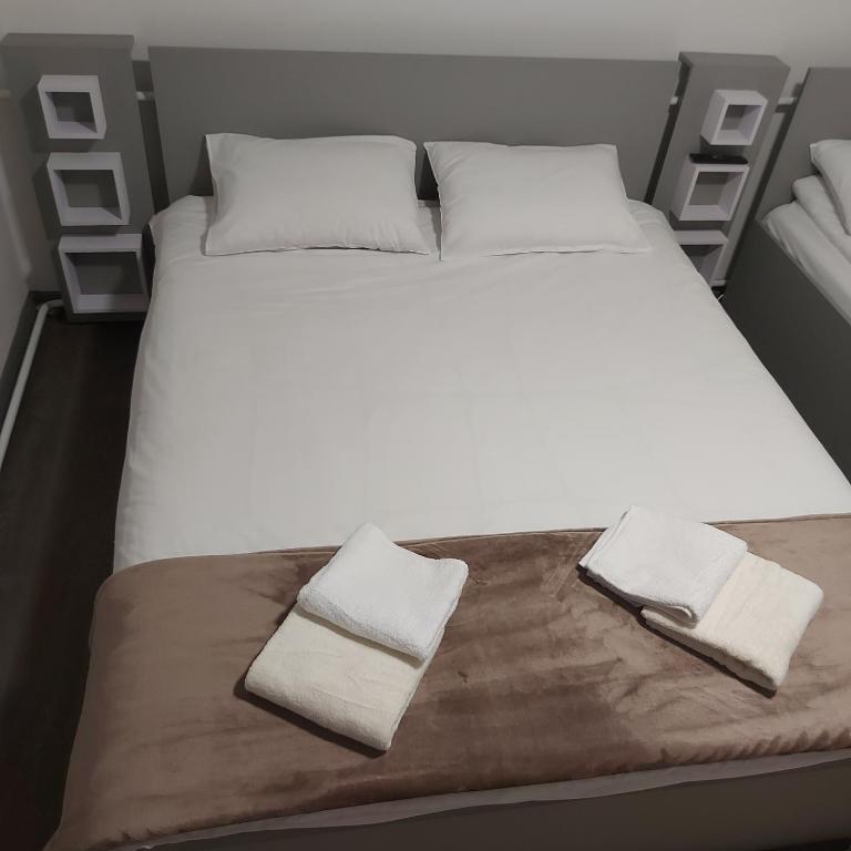 Magic Stone - Apartman - 1