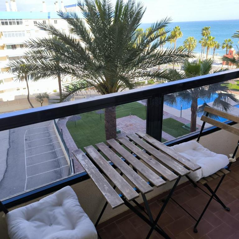 Estudio dúplex a 150 metros de la playa - Estudio - 2 niveles - 8