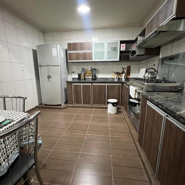 Casa bonita y cómoda en Santa Cruz - Casa de 3 dormitorios - 2