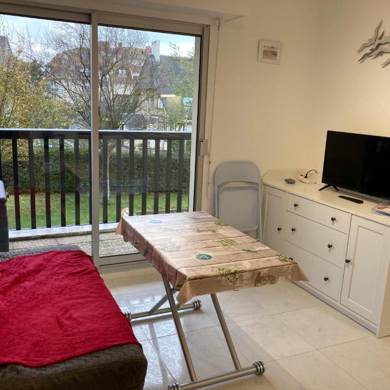 Charmant appartement 2 pièces avec balcon près de la plage - FR-1-712-74 - Apartment - 11