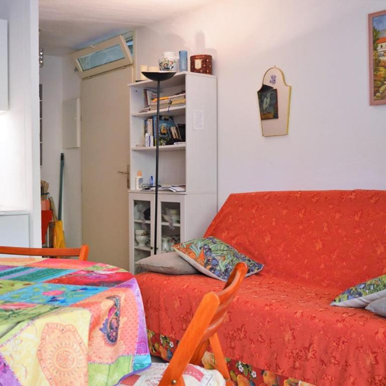 Appartement 2 pièces cabine avec terrasse, jardin, piscine et parking, proche plage - Le Lavandou - FR-1-251-517 - Appartement - 4