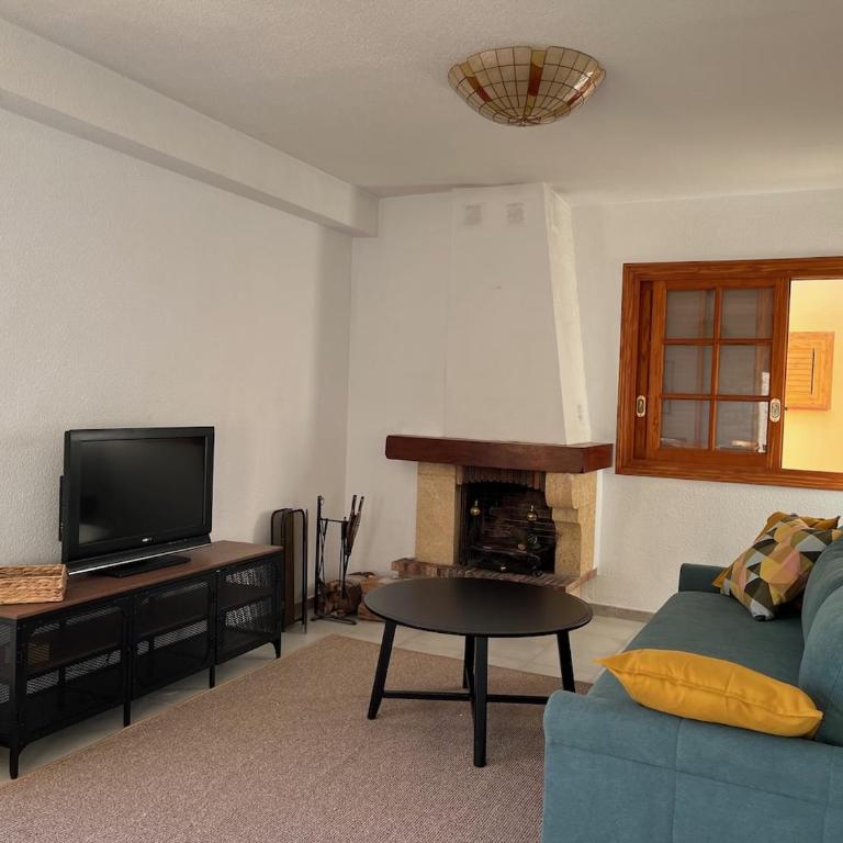 Cap Blanc Apartment with Sea View and Beach - Two-Bedroom Apartment - 9