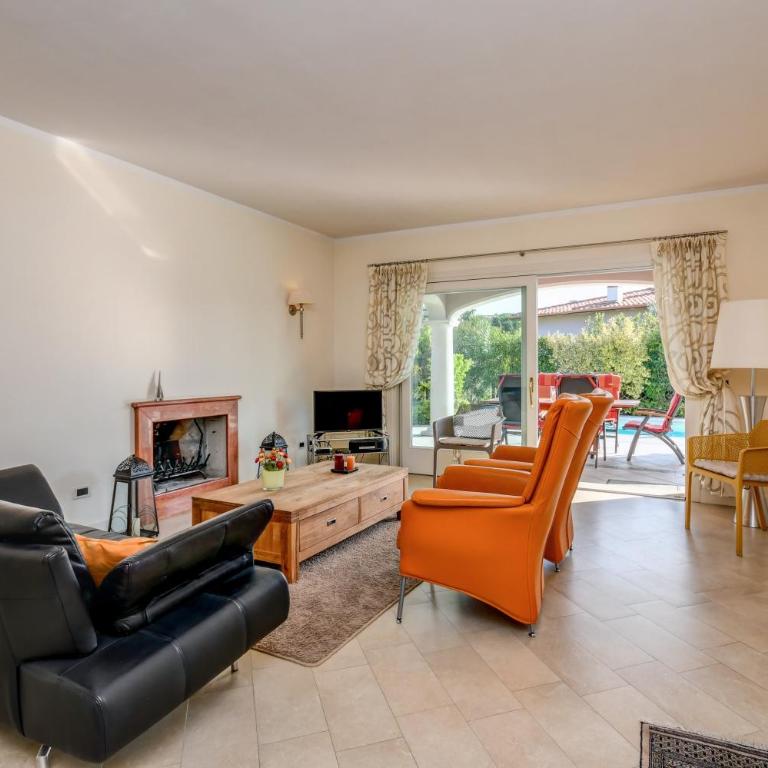 Villa Erika - Villa con Piscina Privata - 10