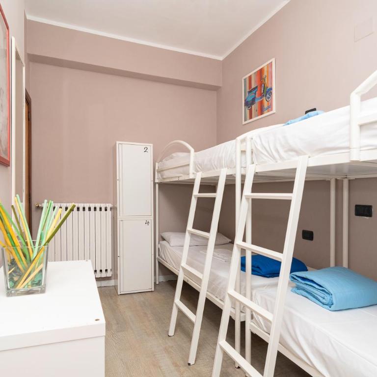 Ostello Le Sirene - Posto Letto in Dormitorio Femminile - 2