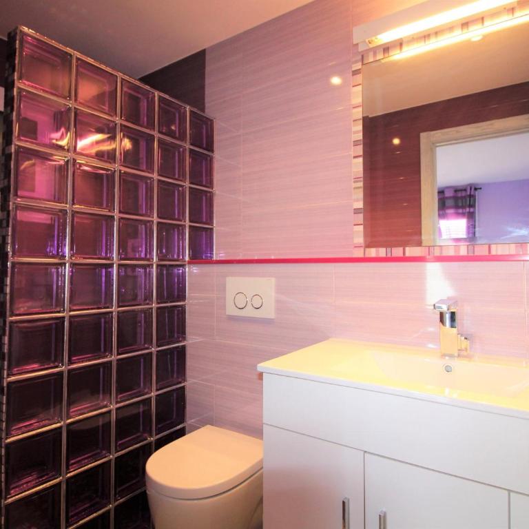 Apartamento Renovado con Terraza - Aire Acondicionado y Garaje Privado - ES-258-12 - Apartment - 22