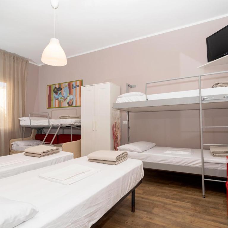Ostello Le Sirene - Posto Letto in Dormitorio Femminile - 9