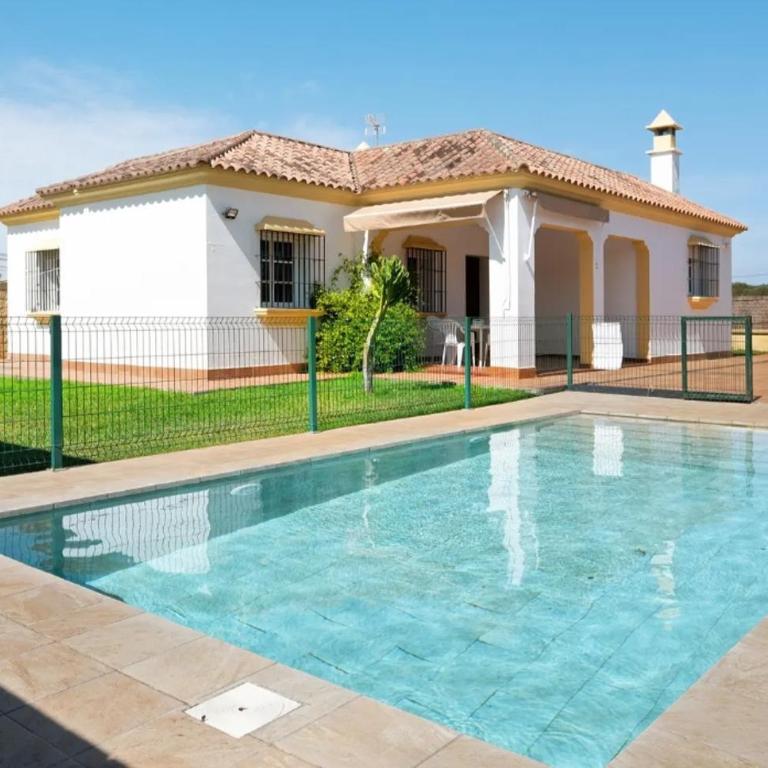 CHALET ROBLES - Casa de 3 dormitorios - 1