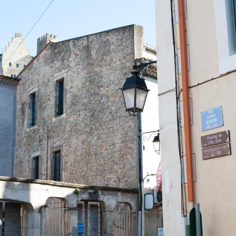 Appartement Chaleureux au pied de la Cité avec Parking - Two-Bedroom Apartment - 17