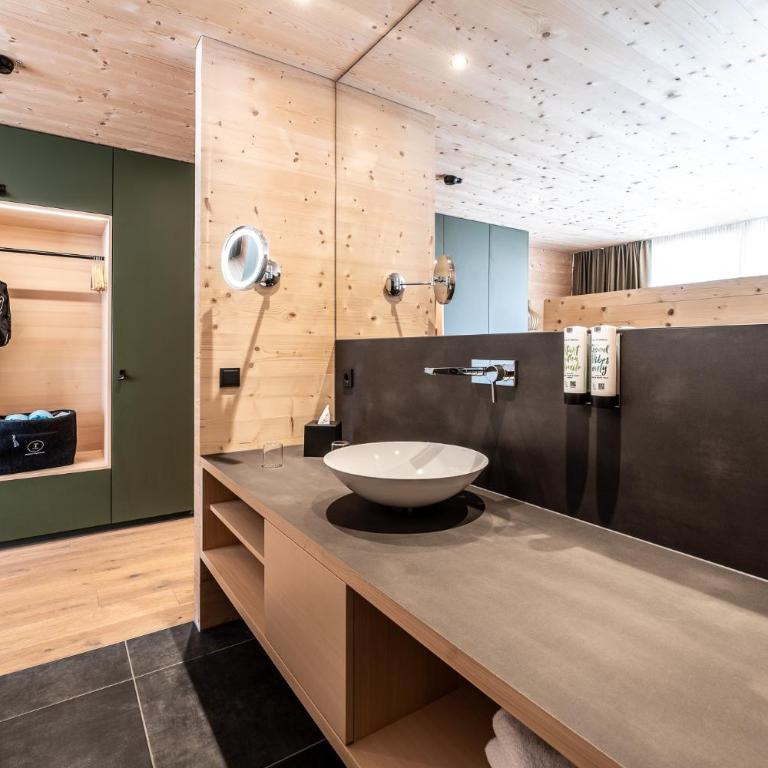 Torghele's Wald & Fluh - Deluxe Doppelzimmer mit Balkon - 3
