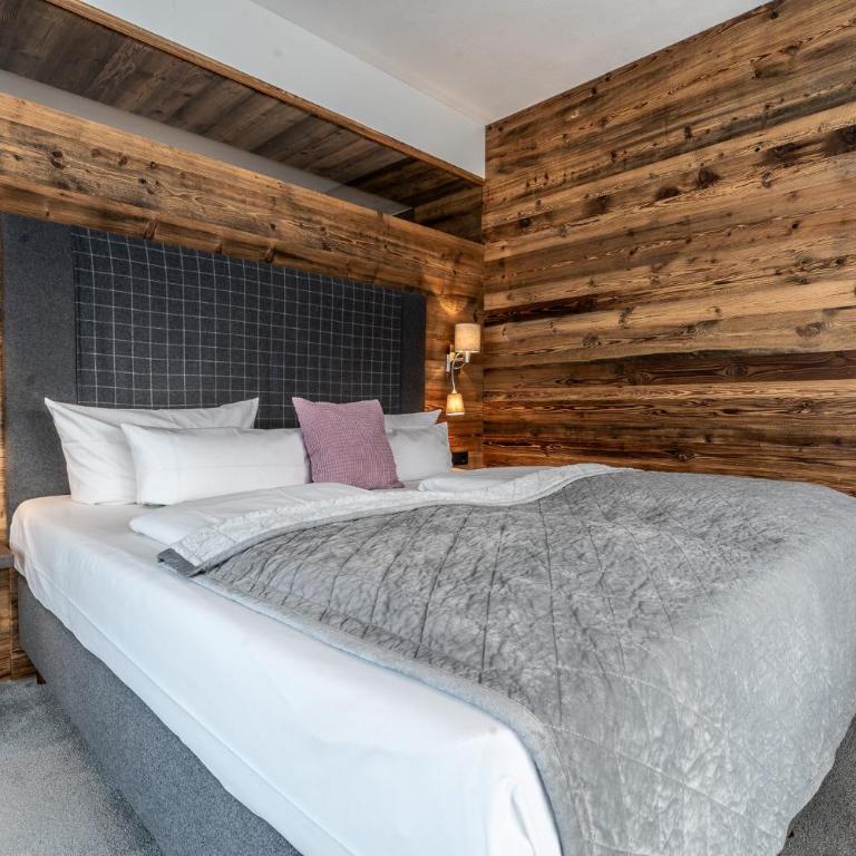 Torghele's Wald & Fluh - Deluxe Doppel-/Zweibettzimmer - 4