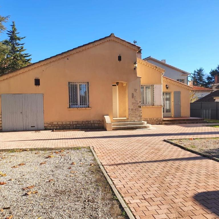 Villa Tassigny - Three-Bedroom Villa - 1