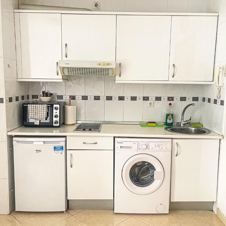 Couples Nest in Malaga! - One-Bedroom Apartment - 7