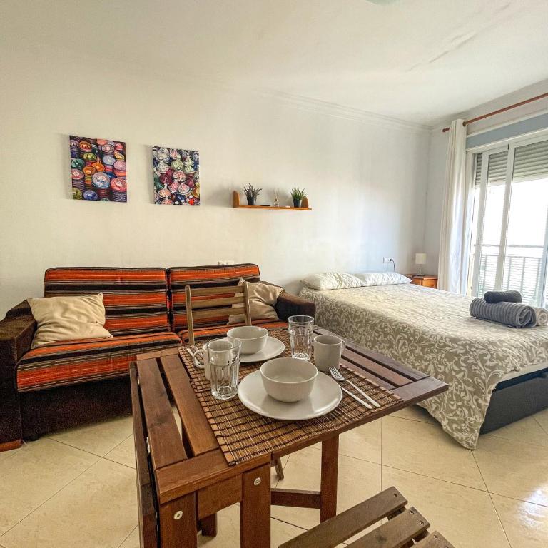 Couples Nest in Malaga! - One-Bedroom Apartment - 4
